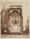 [Fountaine Moliere]