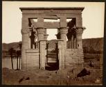 Temple Hypethre, vue de face