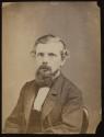 [Young man with beard (head and shoulders)]