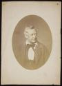 [Middle-aged man (head and shoulders)]