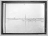 Ships at port-Inscrib on orig:4. Gyprocro (?)