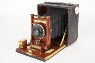 Folding field camera