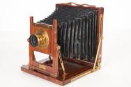 English compact style field camera