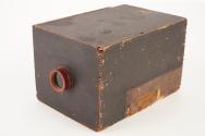 Pinhole plate camera