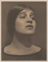 [Tina Modotti reciting poetry]