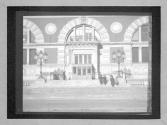 [Entrance to Metropolitan Museum of Art, NYC]