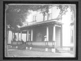 [House]