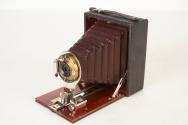 Folding plate camera