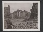 [Battle for Frankfurt  Infantrymen of the 5th Infantry Division advance cautiously in early street fighting for the city of Frankfurt, Germany.  5th In. Div. TUSA, Frankfurt, Germany.]