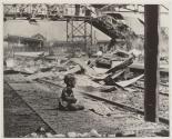 [Baby in aftermath of Shanghai South Station bombing]