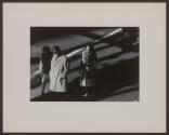 [Chicago: People crossing street]