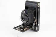 No. 2 Folding Hawk-Eye Model B