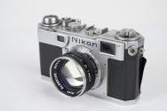 Nikon S2