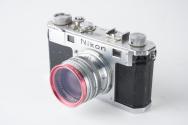 Nikon S