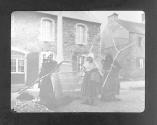 Breton fisher women