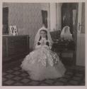 [Rosa Maria Toscano, child of the photographer]