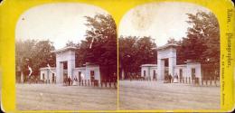 Gateway, Mount Auburn