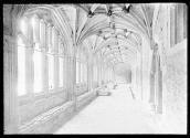 Canterbury Cathedral Int., Cloisters