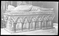 Salisbury Cathedral, Int., Nave, Southside Tomb of William Longespee 3 rd Earl of Salisbury. Tomb of William Longspee, 3rd Earl of Salisbury .